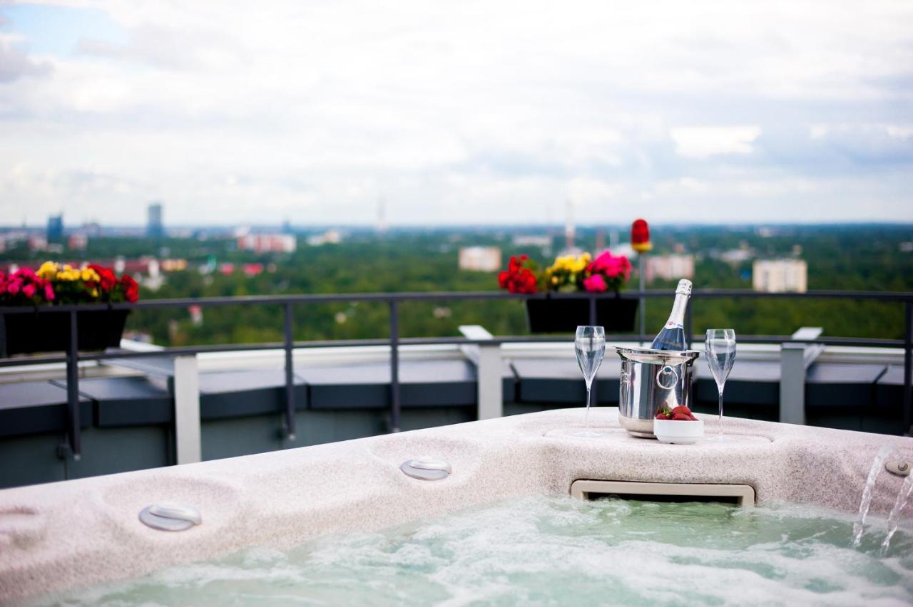 Skyhouse Riga Amazing Penthouse And Spa Экстерьер фото